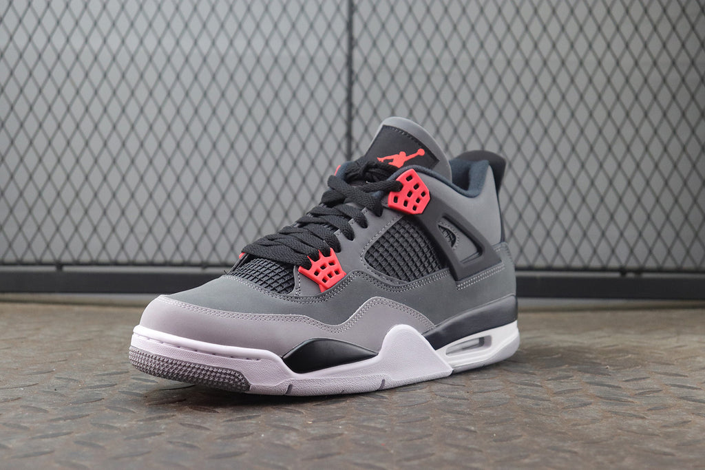حذاء Air Jordan 4 Retro "Infrared"
